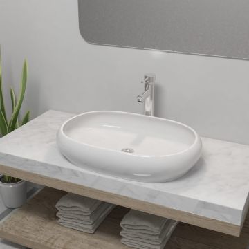 Chiuvetă de baie cu robinet mixer ceramic oval alb